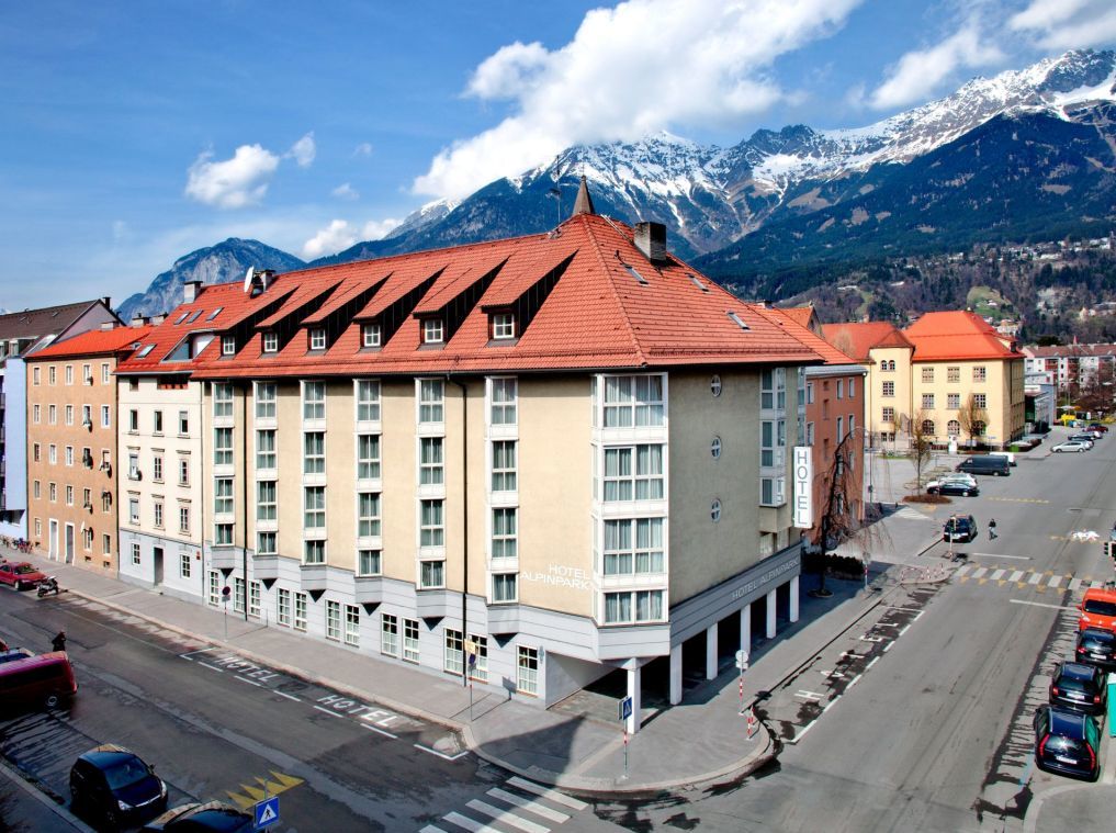 Hotel Alpinpark Innsbruck Exteriör bild