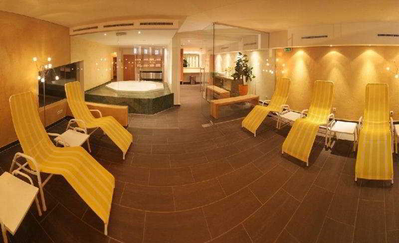 Hotel Alpinpark Innsbruck Exteriör bild